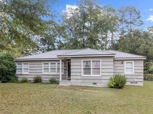 404 Gardenia Dr, Dothan, AL 36303