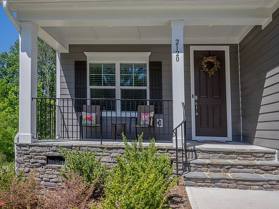3rd image of 2120 Birdhouse Ln