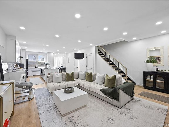 5th image of 1518 Fielding Street