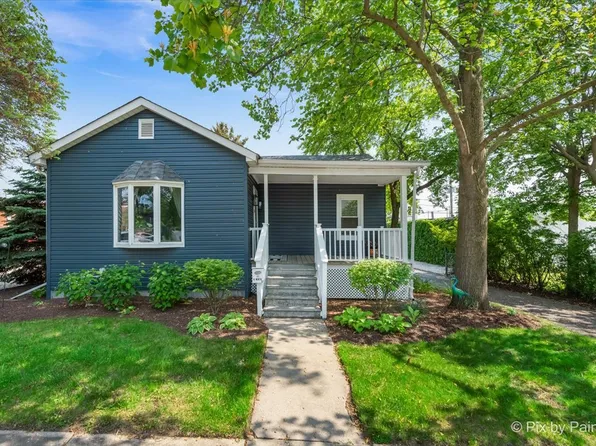 111 W North St, Plano, IL 60545