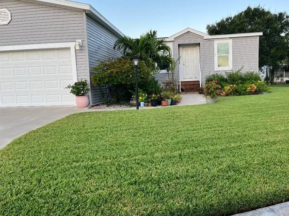 8775 20th St Lot 712, Vero Beach, FL 32966