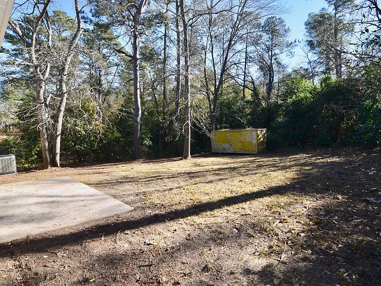 524 Laverne Ave — Photo 23