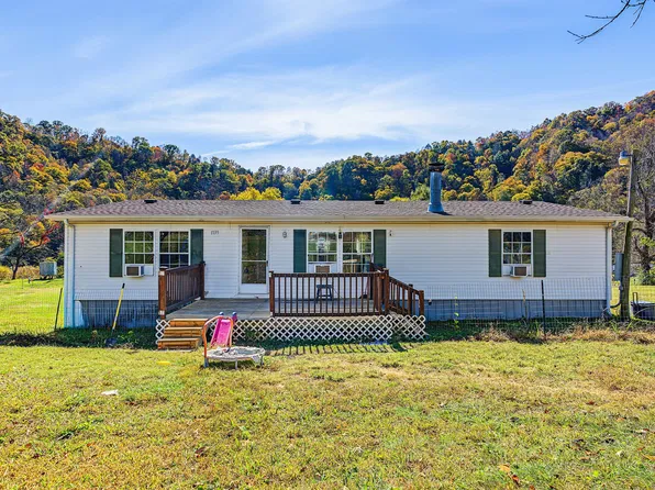 1739 Stinking Creek Rd, La Follette, TN 37766