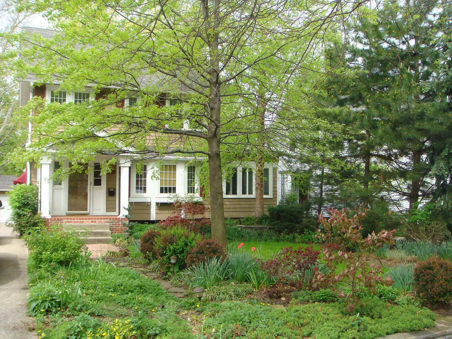 2206 Delaware Dr photo 1