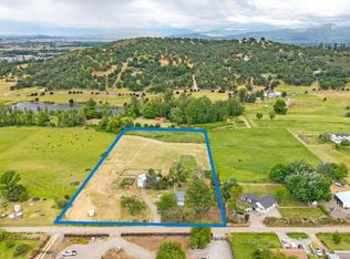 6220 Shady Brook Dr, Central Pt, OR 97502