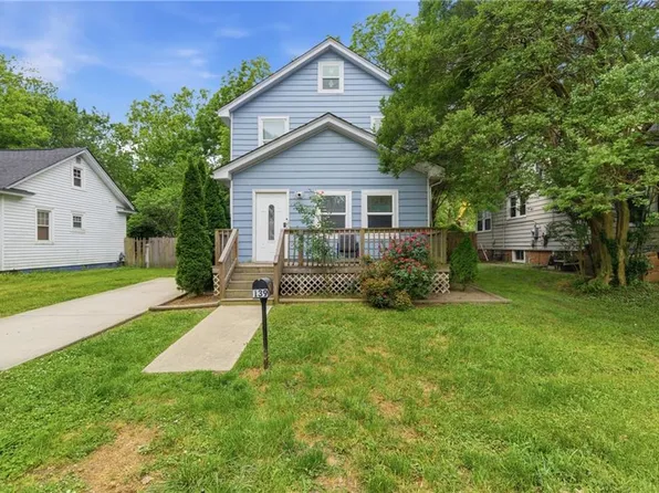 139 Locust Ave, Hampton, VA 23661