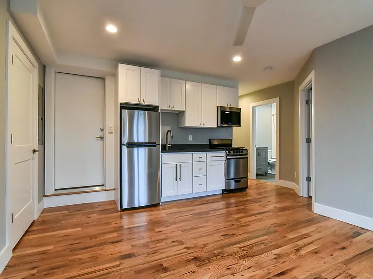 62 Logan Cir #2 — Photo 5