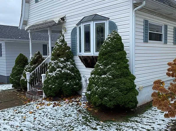5504 Roselawn Ave, Altoona, PA 16602