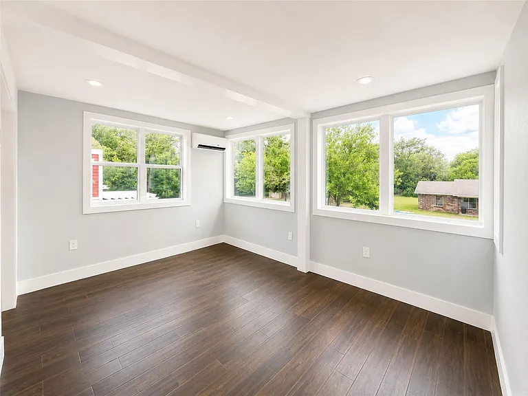 1224 Kennie Dr — Photo 10