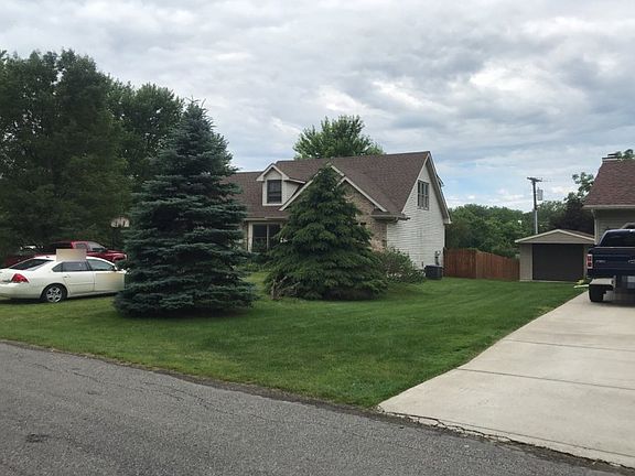 2nd image of 13313 Gildersleeve St