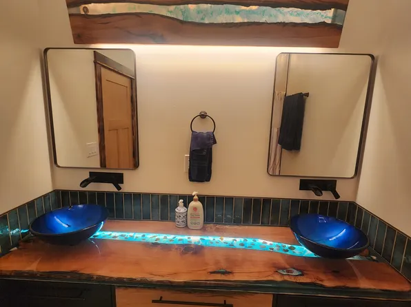 218 Salt Brush St #A, Durango, CO 81301