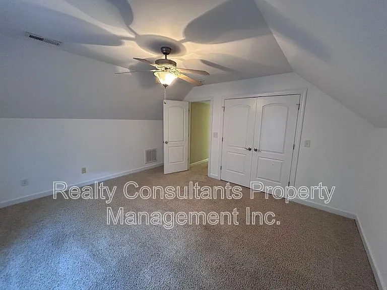 4540 Pebble Lake Dr — Photo 27