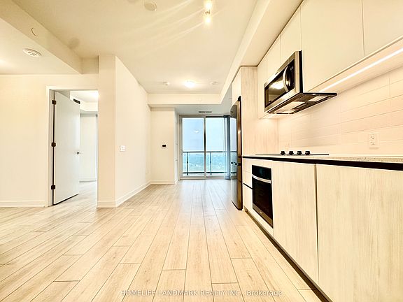 5th image of 5858 Yonge St #1823