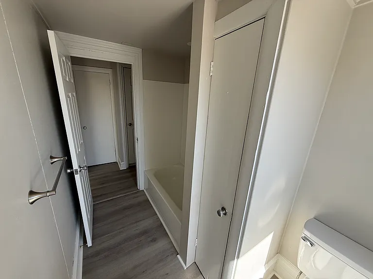 51 Walnut Street Apt 2 — Photo 25