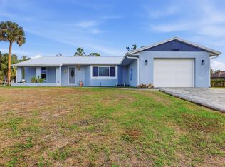 2888 Shabonne Ln, North Port, FL 34286