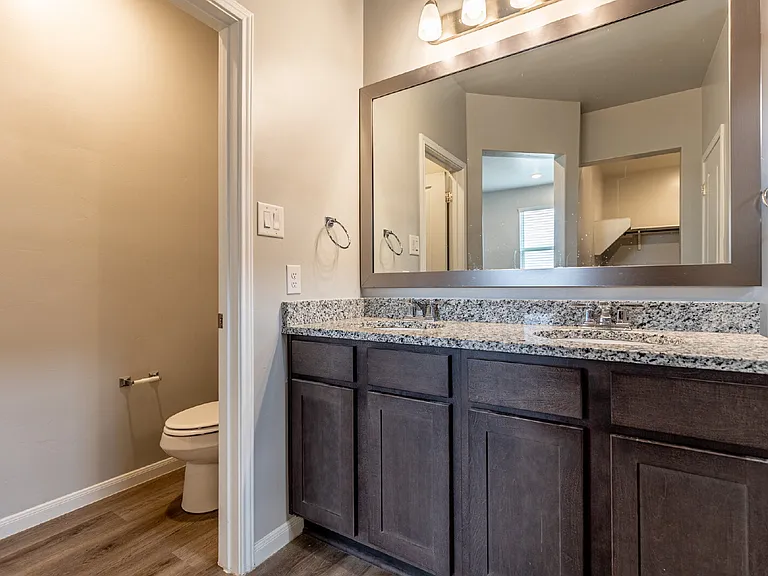 3923 Ivy Path — Photo 23