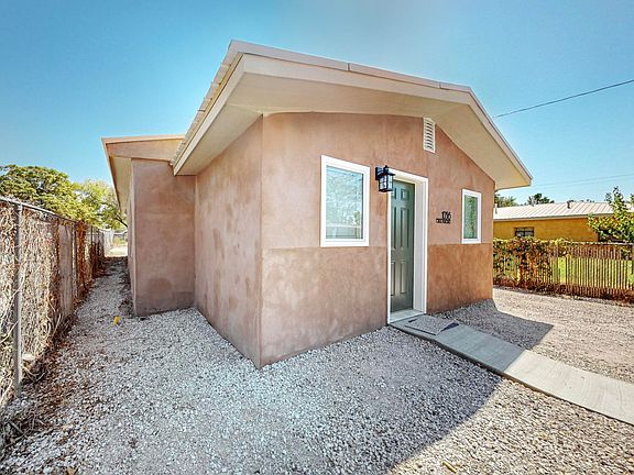 2nd image of 1036 Calle Placitas