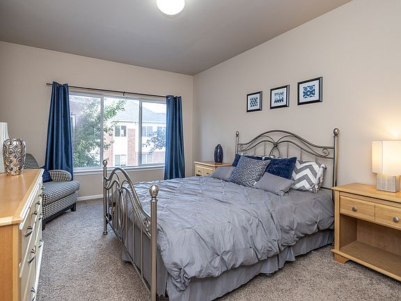 5th image of 15734 Foliage Ave #313D
