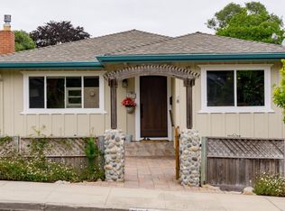 930 14th St, Pacific Grove, CA 93950