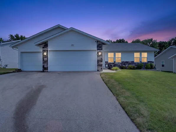 3150 Emerald Dr, Janesville, WI 53546