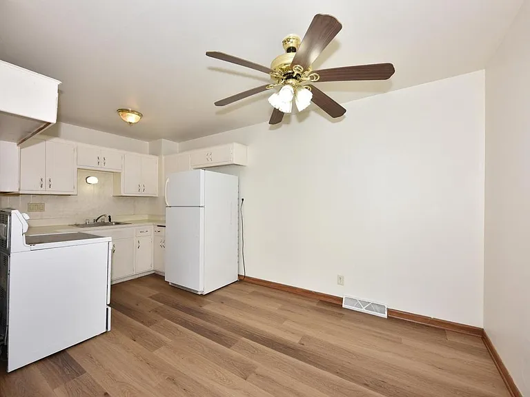 1104 Green Tree Rd #1410 — Photo 10