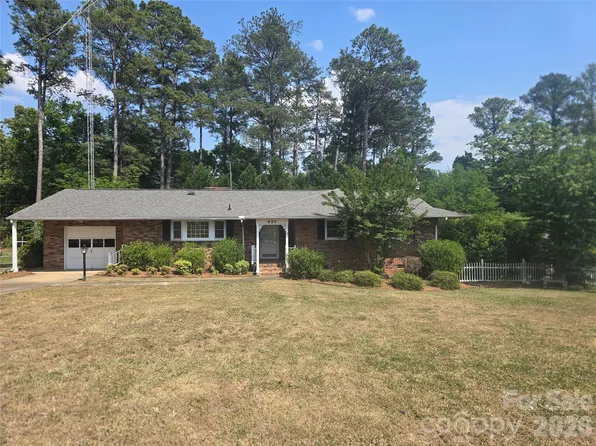 620 McDowell Dr, Chester, SC 29706