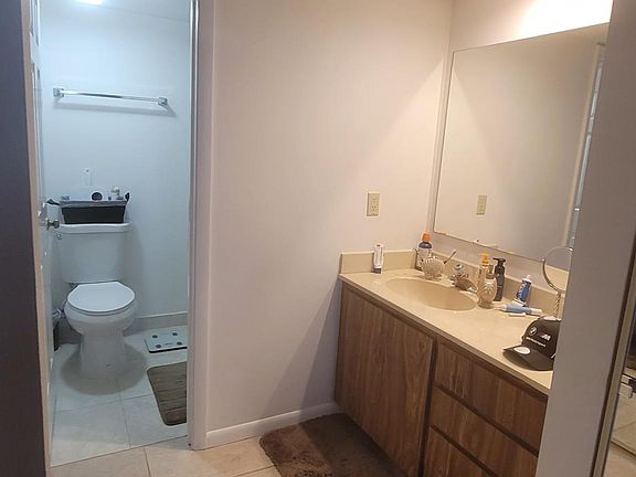 3rd image of 3636 Whitehall Dr APT 404