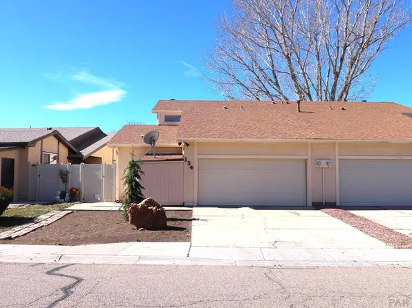 134 Douglas Ln, Pueblo, CO 81001