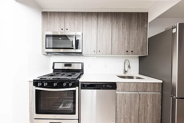 Rented by Oxford Property Group | media 6