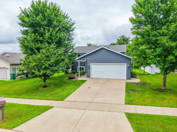 809 10th St NW, Kasson, MN 55944