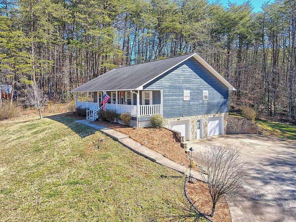 1st image of 324 Lakeview Dr