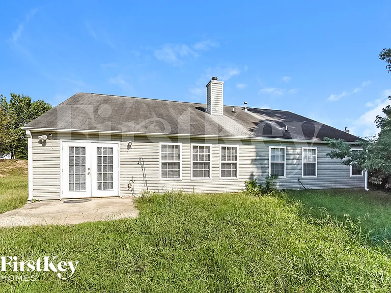 231 Grandview Ln — Photo 14
