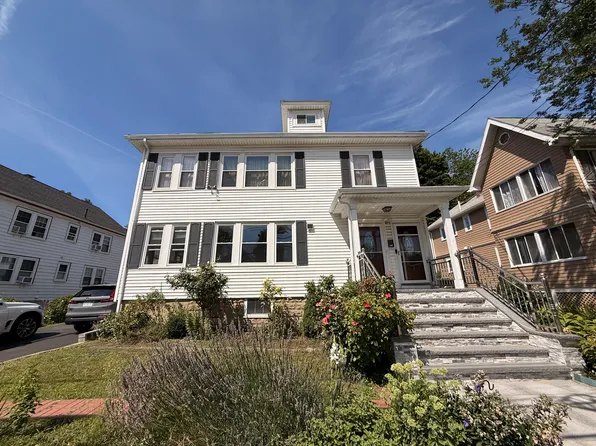 507-509 School St #1, Belmont, MA 02478