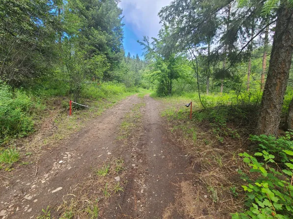 2584 Bridgeman Rettinger Rd #F, Kettle Falls, WA 99141