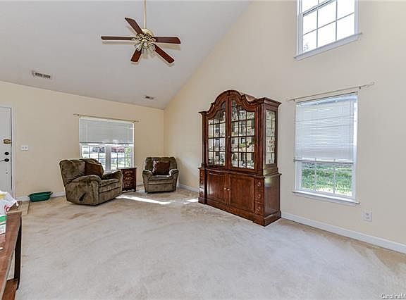5th image of 8023 Shiny Meadow Ln