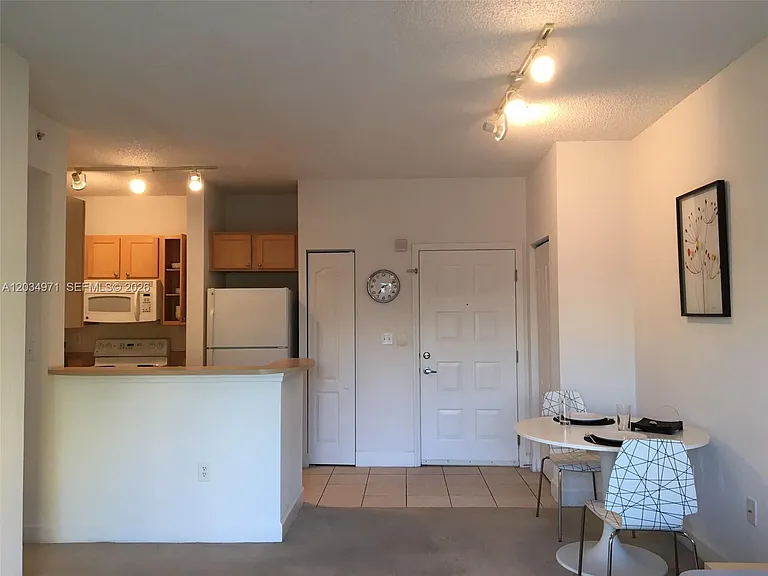 6001 SW 70th St #335 — Photo 3