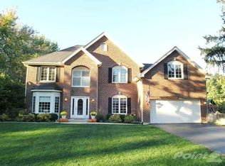 800 Lincoln Ln, La Grange Highlands, IL