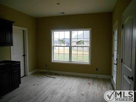 2nd image of 308 Janie St