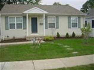 22401 Hanson Ct, Saint Clair Shores, MI 48080