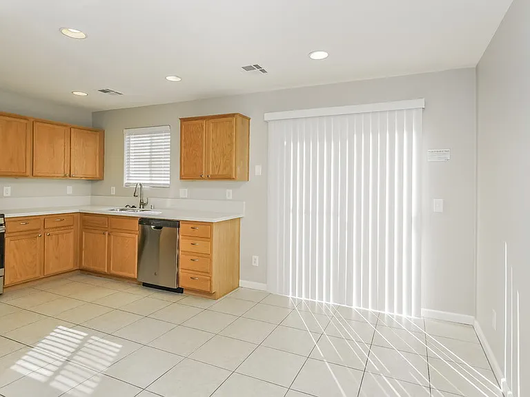 987 Monte De Oro Ave — Photo 7