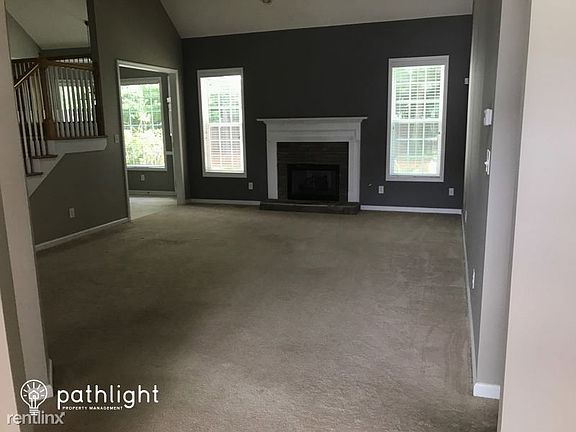 5th image of 700 Millbrook Village Dr
