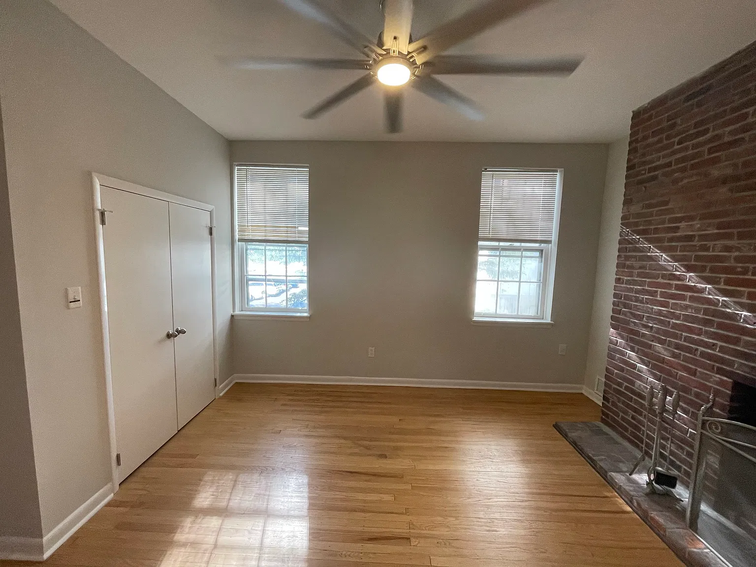 3 bed, 1542 sqft, $4,195 — Photo 2
