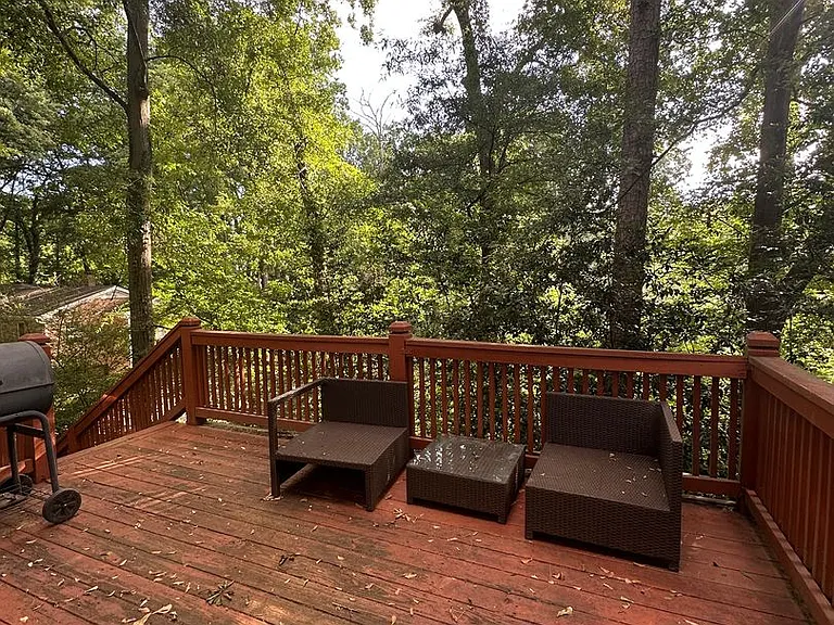 250 Hodgson Dr — Photo 37