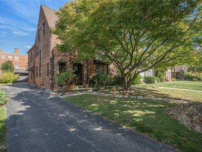 19229 Winslow Rd, Shaker Heights, OH, 44122