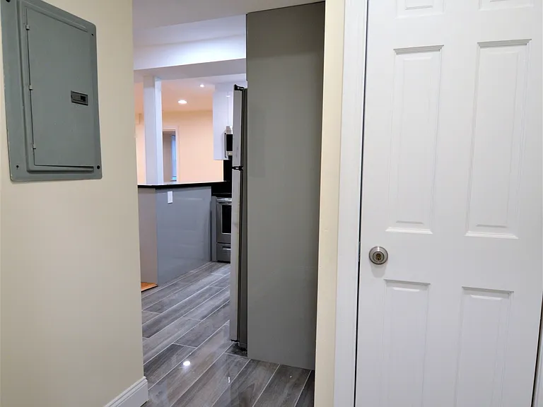 1801 Beacon St #2 — Photo 21