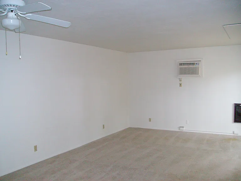3018 Parklane St NW — Photo 6