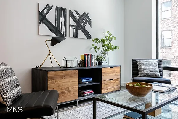 Rented by MNS Marketing | media 27