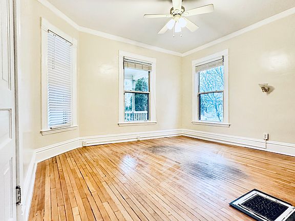 4th image of 346 Norwood Ave SE #1
