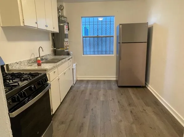 825-829 & 833 E 108th St, Los Angeles, CA 90059