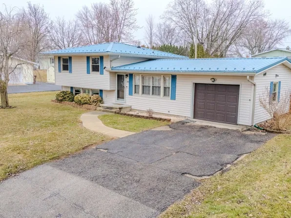 921 Sunset Dr, Wabash, IN 46992
